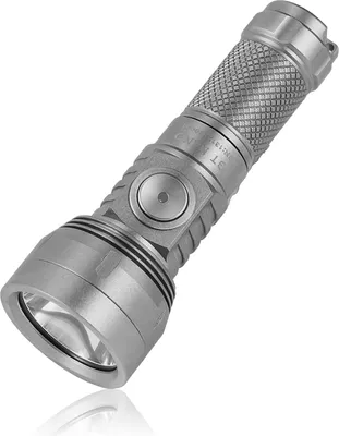 Produktbild von Lumintop GT Nano 3.0 700 Lumen Thrower Taschenlampe in Titan jetzt mit USB-C Ladeanschluss TITAN Oberflächen