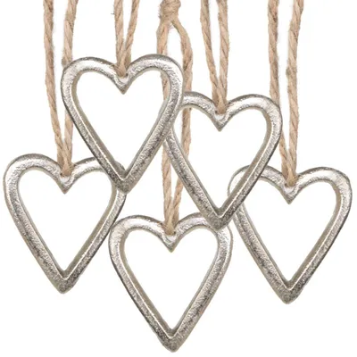 Produktbild von 5 silberfarbene Herzen mit Schnur zum Aufhängen - 5 cm - aus Metall