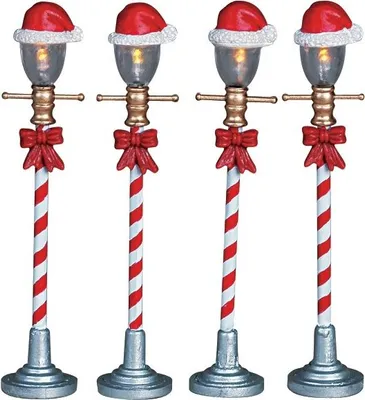 Productafbeelding van Kerstfiguur Santa hat street lamp LEMAX