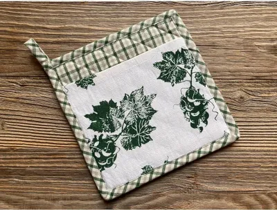 Produktbild von Topflappen ELENI Wein Trauben Karo beige grün 20x20 cm