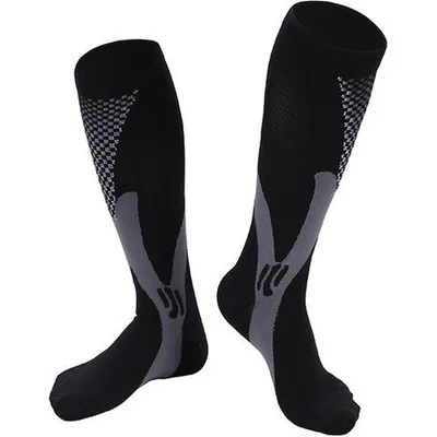 Produktbild von 2 Paar Kompressionsstrümpfe - Laufen, Reisen & Sport - Kompressionssocken Damen & Herren - Schwarz - Gr. L-XL (40-43)