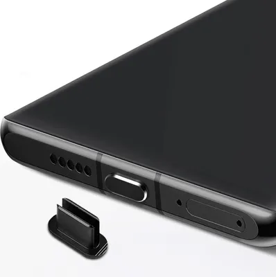 Produktbild von Cadorabo Schutzkappe für USB C in Schwarz Staub Schutz Stecker Stöpsel Staubdicht