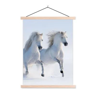 Produktbild von MuchoWow® Textilposter Winter - Pferde - Schnee 60x80 cm mit holzfarbenen Rahmen - Wandbild