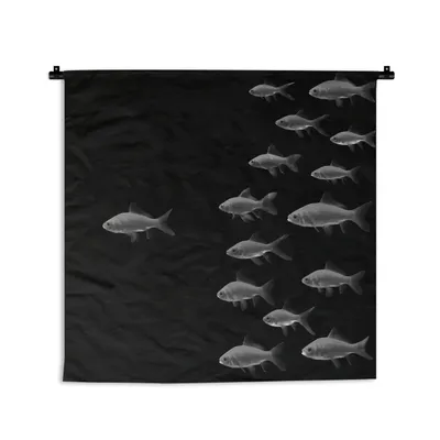 Produktbild von MuchoWow® Wandteppich Wandbehang Goldfisch auf schwarzem Hintergrund - schwarz und weiß 150x150 cm Tapisserie Dekoration Wandtuch - Wohnaccessoires - Modernes