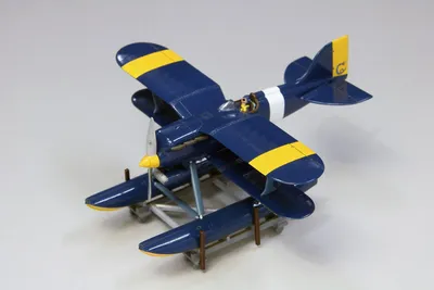 Image de Porco Rosso Model-Kit 1/72 Curtiss R3C-0 Seaplane Prototype