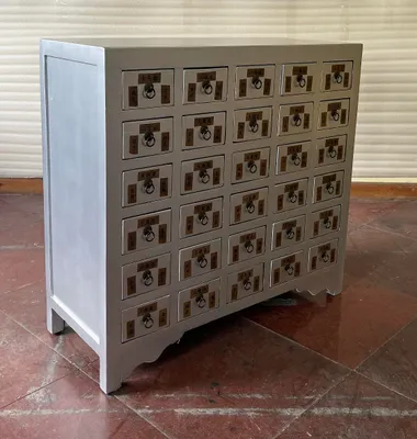 Produktbild von Antiker Apothekerschrank mit 30 Schubladen Breite105cm x Höhe100cm silber