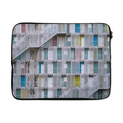 Produktbild von MuchoWow® Laptop Hülle 15 Zoll Wohnungen - Türen - Architektur - Treppe Laptoptasche - Laptoptasche - Sleeve - Rundum-Schutz