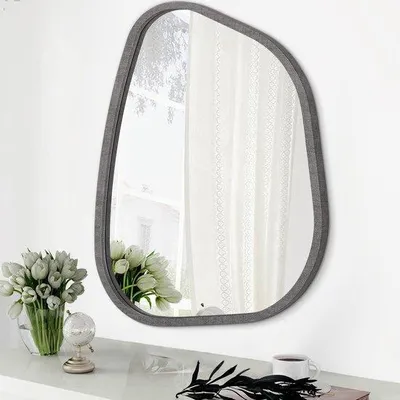 Image de Miroir mural à cadre en bois asymétrique - Décoration moderne