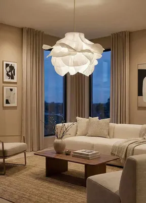 Produktbild von Opviq, Moderne Deckenleuchte (Chandelier) in Weiß, Höhenverstellbar 115-120 cm, Ø58 cm, IP20, 1 x E27 Max 40 W, Elegantes Design für stilvolle Wohnräume, Kunststoffkörper.