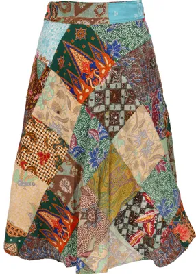 Produktbild von Weit Schwingender Upcycling Patchwork Wickelrock, Maxirock, Boho Baumwoll Sommerrock für Starke Frauen - Grün/bunt, Damen, Baumwolle, Röcke