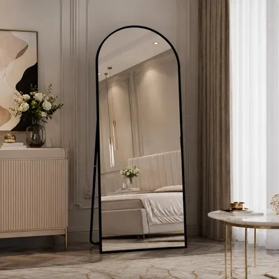 Zdjęcie produktu dla Lustro stojące INONEFT, pełne, 180 × 80 cm, z ramą wykonaną z aluminium i metalową podstawą, hartowane szkło, zakrzywione, czarne, Obraz wygenerowany przez AI