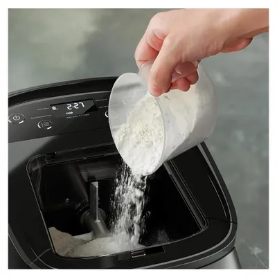 Produktbild von Philips Pastamaker Nudelmaschine 7000 Series inkl. Formaufsätzen für Spaghetti, Lasagne uvm., 200 W, Schwarz (HR2665/96)