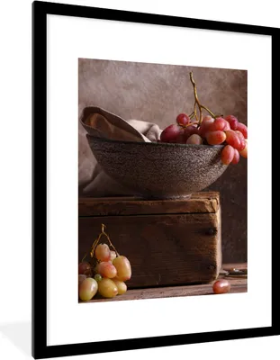 Produktbild von MuchoWow® Gerahmtes Poster Rustikal - Weintrauben - Schale - Stilleben - Obst 60x80 cm - Poster mit Schwarzem Bilderrahmen Wandposter Rahmen Foto Bilder - Wohnzimmer - Dekorationen - Prämie