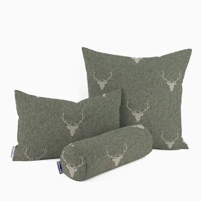 Produktbild von Kissenhülle Jacquard Hirschkopf Geweih grün beige von SCHÖNER LEBEN.  Größe 30x50cm (HxB) 30x50cm (HxB) Größe