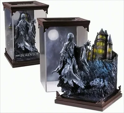 Produktbild von Harry Potter Magical Creatures Diorama Dementor 19 cm