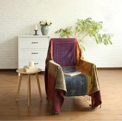 Produktbild von Chenille-Überwurfdecke, Vintage-Jacquard-Quasten, doppelseitig, Patchwork-Decke, warm, dekorativ für Zuhause, Büro, Reisen, Tibet Red, (Rot, 59 * 74.8in)