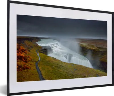 Produktbild von MuchoWow® MuchoWow® Gerahmtes Poster Wasserdampf vom Gullfoss-Wasserfall in Island 60x40 cm - Poster mit zchwarzem Bilderrahmen - Schlafzimmer - Plakat in Rahmen - Drucken