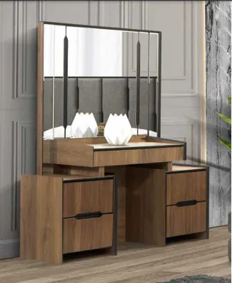 Obrázek produktu pro Elegantní toaletní stolek se zrcadlem, nábytek do ložnice