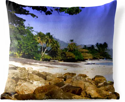 Produktbild von MuchoWow® Outdoor Kissen - Bäume und Steine am Strand von Mo'orea - 40x40 cm - Wetterfest - Lounge Kissen - Kopfkissen - Interieur - Polster mit Bild