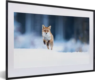 Produktbild von MuchoWow® MuchoWow® Gerahmtes Poster Fuchs - Schnee - Winter 60x40 cm - Poster mit zchwarzem Bilderrahmen - Schlafzimmer - Plakat in Rahmen - Drucken
