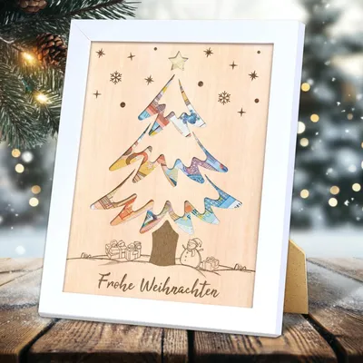 Productafbeelding van Fotolijst voor geldcadeaus, kerstthema, met kerstboom, afmetingen 26,5 x 20,5 x 1,5 cm