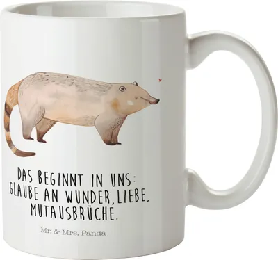 Produktbild von Mr. & Mrs. Panda Haferl Nasenbaer - Weiß - Geschenk, Rüsselbär, Pott, Nasenbären, Mehrwegbecher, Plastikbecher, Kindertasse, Nasenbär, Camping Tasse, Lustige Sprüche, Bär