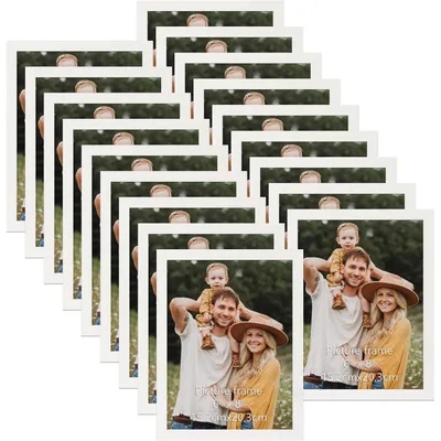 Productafbeelding van Fotolijstjes 15x20 cm, wit, 18 stuks, geschikt voor wandmontage of plaatsing op een tafel