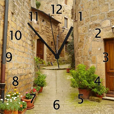 Produktbild von Wallario Design Wanduhr Weg durch die Altstadt - Toskana in Italien aus Echtglas, Größe 30 x 30 cm
