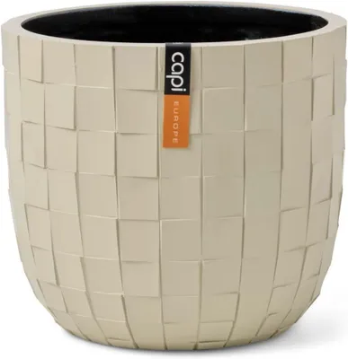 Zdjęcie produktu dla Doniczka w kolorze beżowym, wymiary 14x13 cm, lekka i trwała, do użytku wewnątrz i na zewnątrz