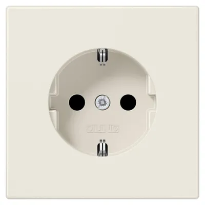 Productafbeelding van JG SCHUKO stopcontact, wit, type LS1520KI, met verhoogde aardingscontacten.
