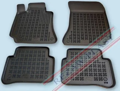 Zdjęcie produktu dla Gumowe opony do samochodów Mercedes E-Class W212 2009-2016