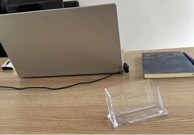 Produktbild von Transparente Visitenkartenhalter - Set von 2 - ideal für Büro und Zuhause
