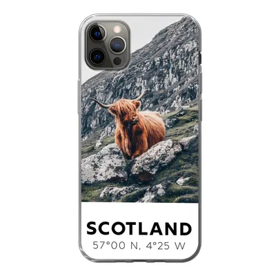 Produktbild von MuchoWow® Handyhülle Schutzhülle Hülle für iPhone 12 Pro Max Schottland - Schottische Highlander - Berge Silikon Softcase Handy Hülle - Hartschale