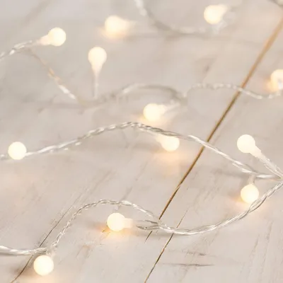 Lichterkette mit 40 warmweißen LED-Kugeln, 6 m, für Innen