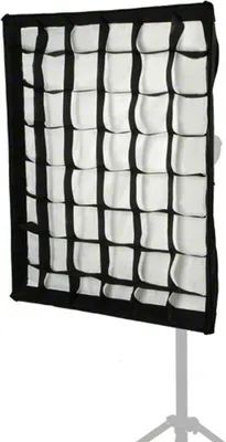 Produktbild von Walimex pro Softbox PLUS 60 x 80 cm - 360° drehbar, schneller Aufbau, inkl. Diffusoren, Grid & Transporttasche - passend für Produkt-, Beauty- & Peoplefotografie