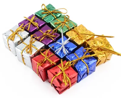 12er-Set Weihnachtsgeschenkbox-Ornamente aus Folienpapier