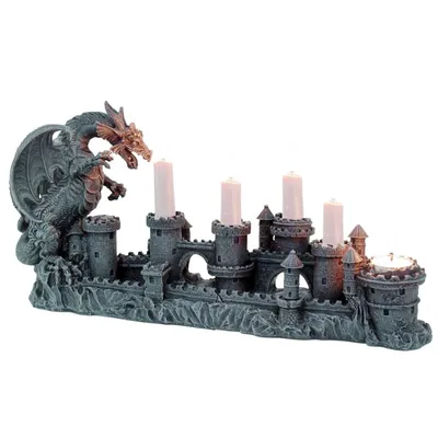 Produktbild von Kerzenhalter Drache vor Burg für 4 Stabkerzen und ein Teelicht