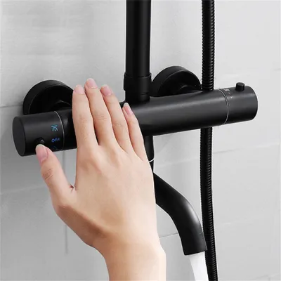 Immagine prodotto di Rubinetto termostatico nero in rame Doccia Scaldabagno elettrico Valvola termostatica Miscelatore - Nero