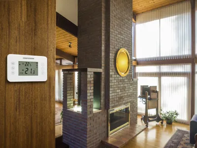 Produktbild von COMPUTHERM T70 programmierbarer digitaler Raumthermostat