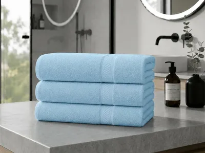 Zdjęcie produktu dla Ręcznik kąpielowy CLARYSSE ELEGANCE 70x140 cm jasnoniebieski, 100% bawełna, Obraz wygenerowany przez AI