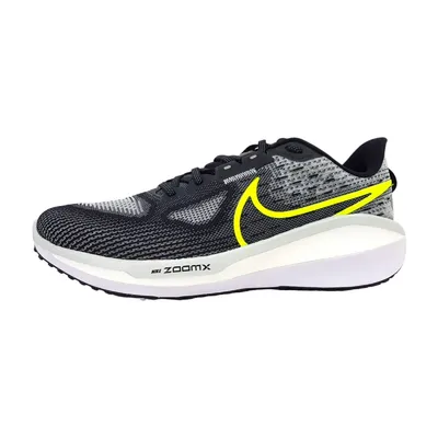 Produktbild von Nike NIKE VOMERO 17 Herren Laufschuh in Grau, Größe 8.5