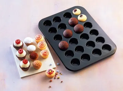 Produktbild von KAISER Inspiration Mini-Muffinf. für 24 Muffins 38 x 27 cm