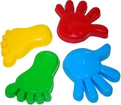 Immagine prodotto di Mani e piedi modellati con la sabbia