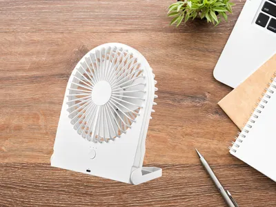 Immagine prodotto di Ventilatore da tavolo in bianco R044-01