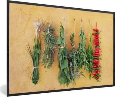 Produktbild von MuchoWow® Gerahmtes Poster Mediterrane Kräuter 60x40 cm - Poster mit Schwarzem Bilderrahmen Wandposter Rahmen Foto Bilder - Printing - Wanddeko Schlafzimmer