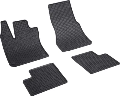 Obrázek produktu pro Sada gumových koberečků Rigum pro Renault Twingo 3 + Smart ForFour W453