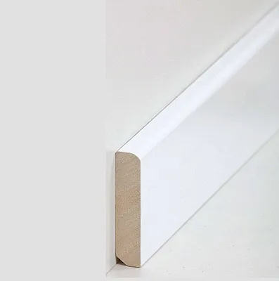 Produktbild von Fußleisten / Sockelleisten "Bochum" (Massivholz lackiert / 15.13.58.031) - weiß