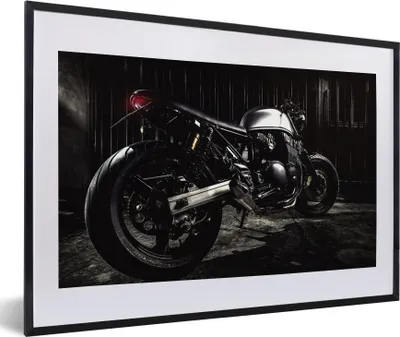 Produktbild von MuchoWow® MuchoWow® Gerahmtes Poster Schönes Bild eines schönen Motorrads 60x40 cm - Poster mit zchwarzem Bilderrahmen - Schlafzimmer - Plakat in Rahmen - Drucken