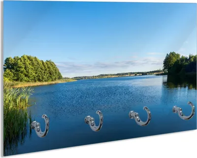Produktbild von Wallario Schlüsselbrett aus Glas, Motiv: Malerischer See mit Schilf unter blauem Himmel, 30 x 20 cm mit 4 Haken