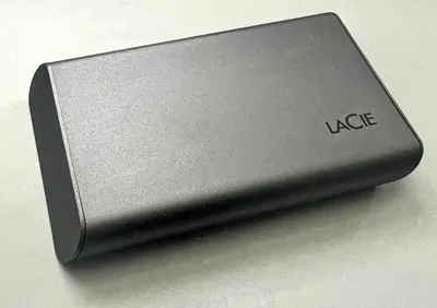 Produktbild von LaCie Mobile Secure STKH500800 - SSD - High Performance - verschlüsselt - 500 GB - extern (tragbar) - USB 3.2 Gen 2 (USB-C Steckverbinder) - 256-Bit-AES - Space-grau - mit 3 Jahre Seagate Rescue Datenwiederherstellung